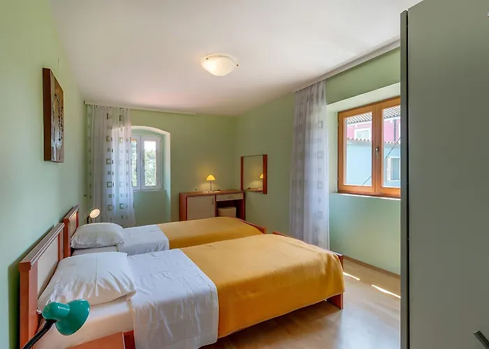 And Rukonic Apartman Nerezine